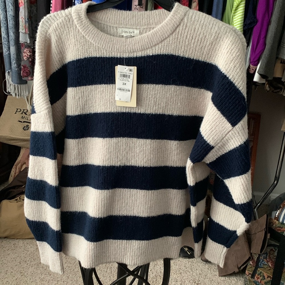 NWT On 34th Size 3X Sweater